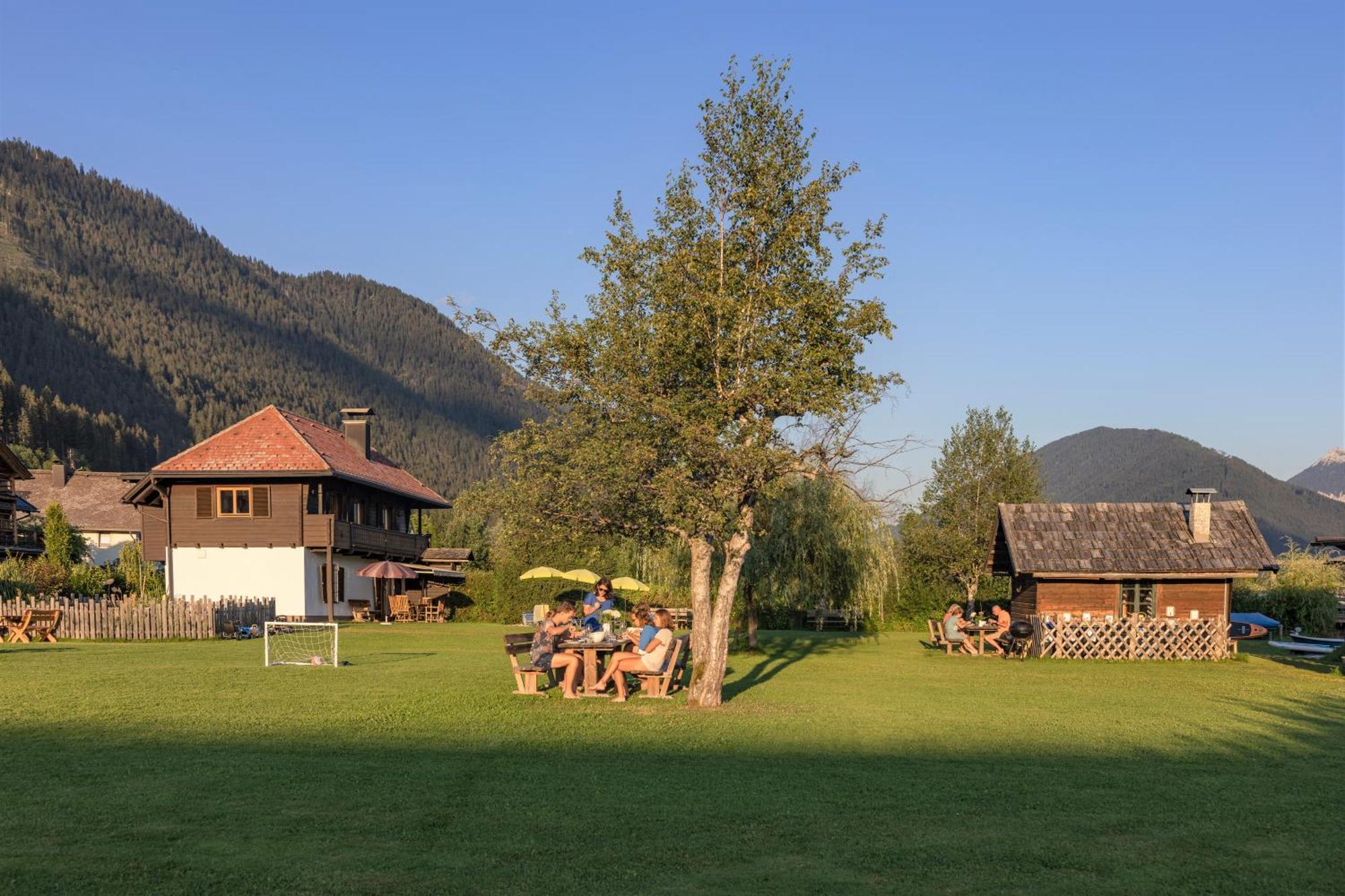 Ferienhof Hoffmann Hotel Weissensee Exterior photo